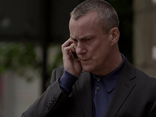 Stephen Tompkinson