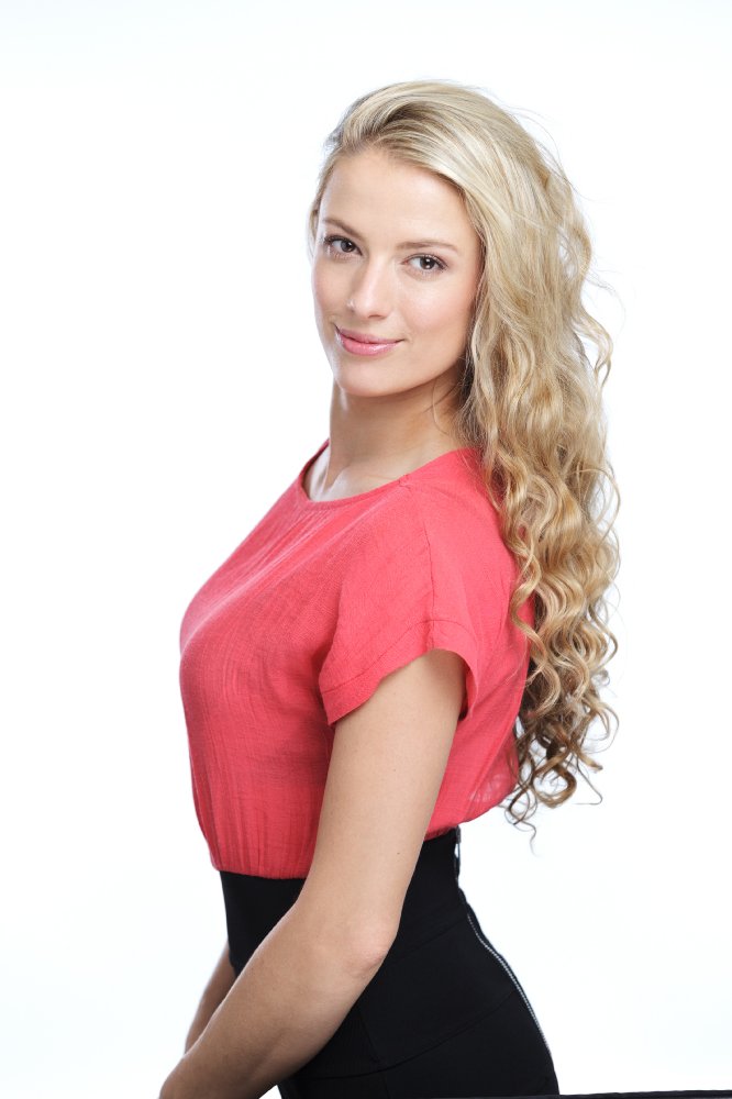 Jenna Saras
