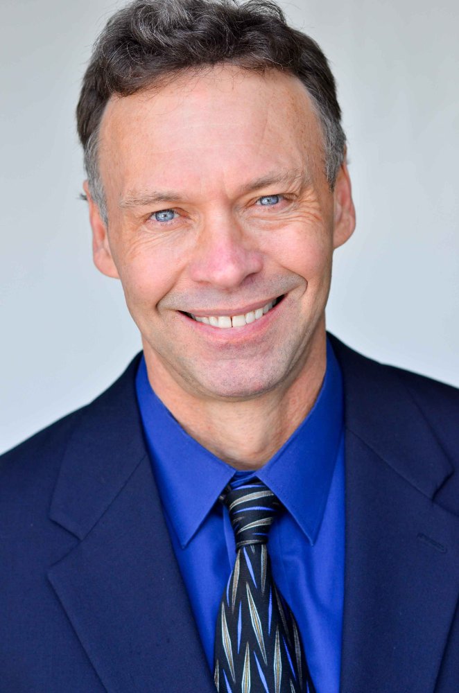 Roger Hewlett