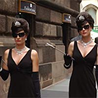 Beth Larson, Holly Golightly #1