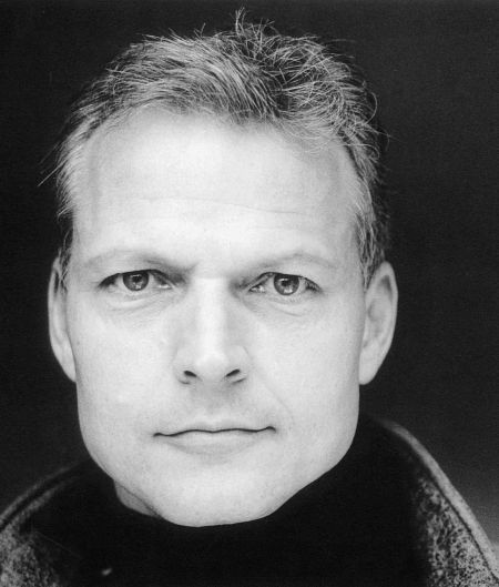 Robert Lewis