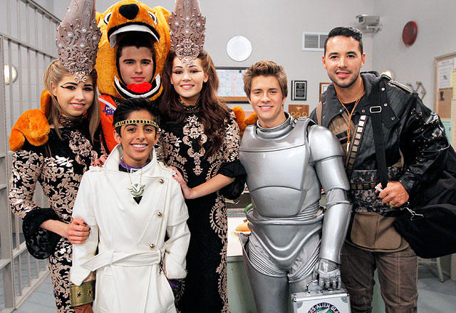 Lab Rats - Season 2 Episode: 13 Watch Online Free