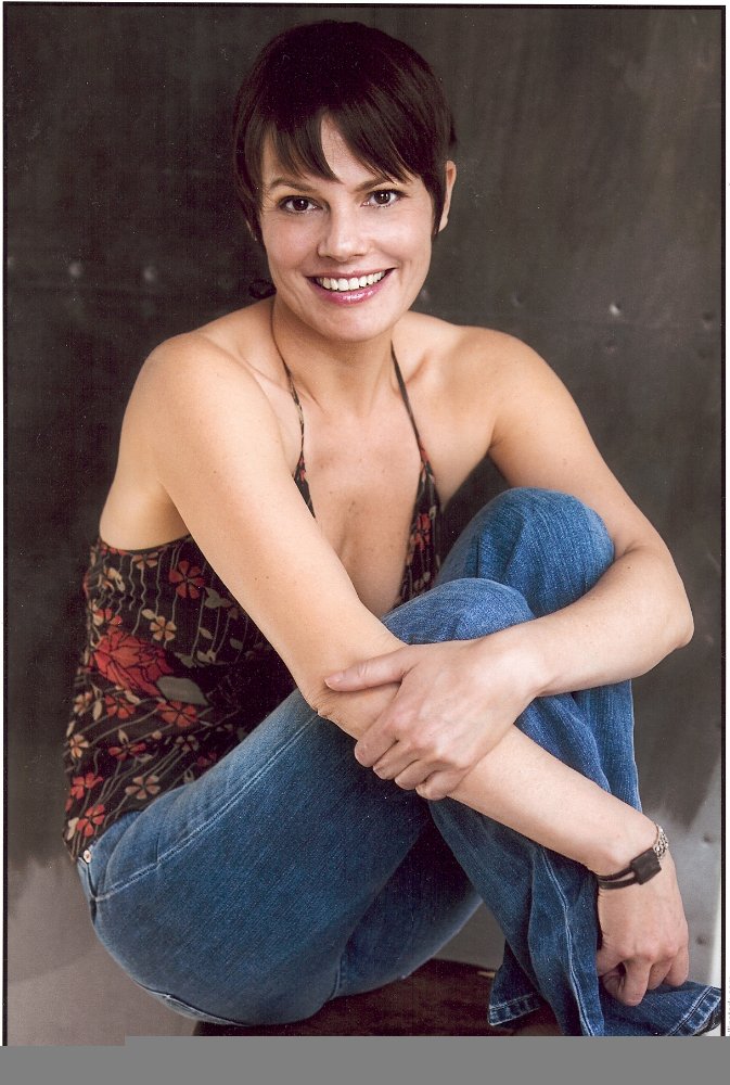 Suzanne Cryer