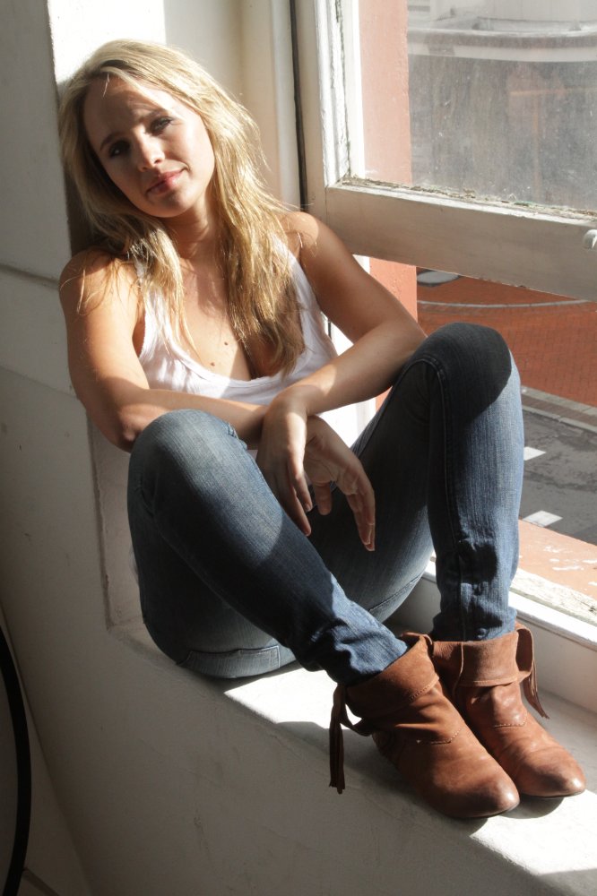 Natasha Loring