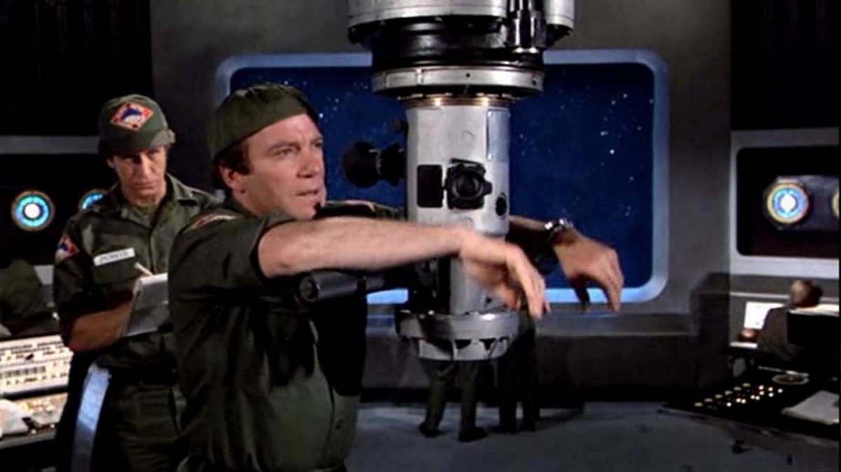 Cdr. Buck Murdock