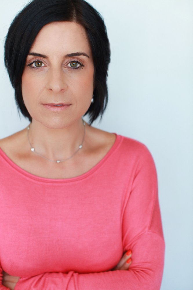 Suzanne Roche