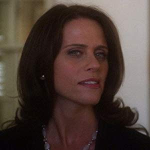 Dr. Ellen Gracey